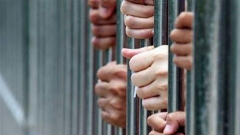 حبس عامل خردة لاتهامه بقتل شخص وإصابة آخر في مشاجرة بالإسماعيلية